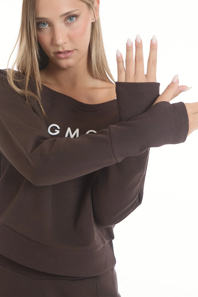 Dzemperis sportui moterims sokolado spalvos