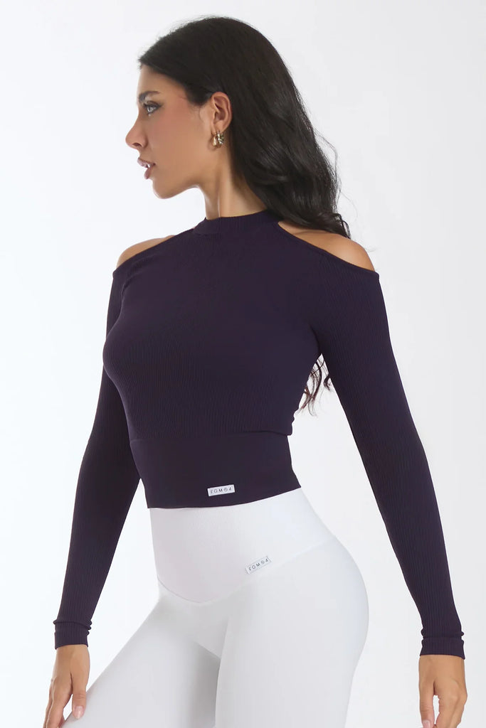 Palaidine atvirais peciais melyna