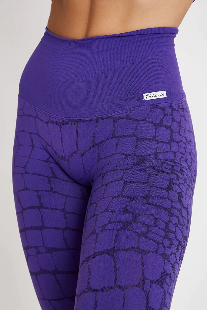 Sportines-timpos-moteriskos-crocodile-all-up-violetines-slimwear