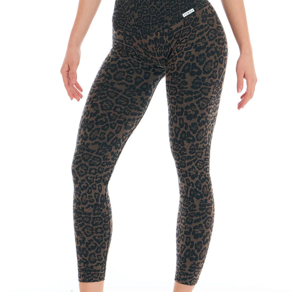 Tamprės FGM04 „Wild Essence Bambufir Dark Bronze” - tamsiai rudos