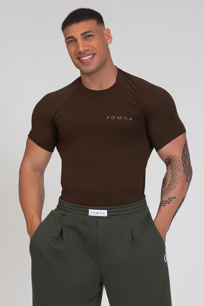 Vyriski sportiniai marskineliai rudi